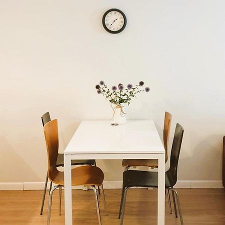 Klimatyczny Apartament Z Balkonem W Samym Centrum Wroclawia - W6 Bagian luar foto