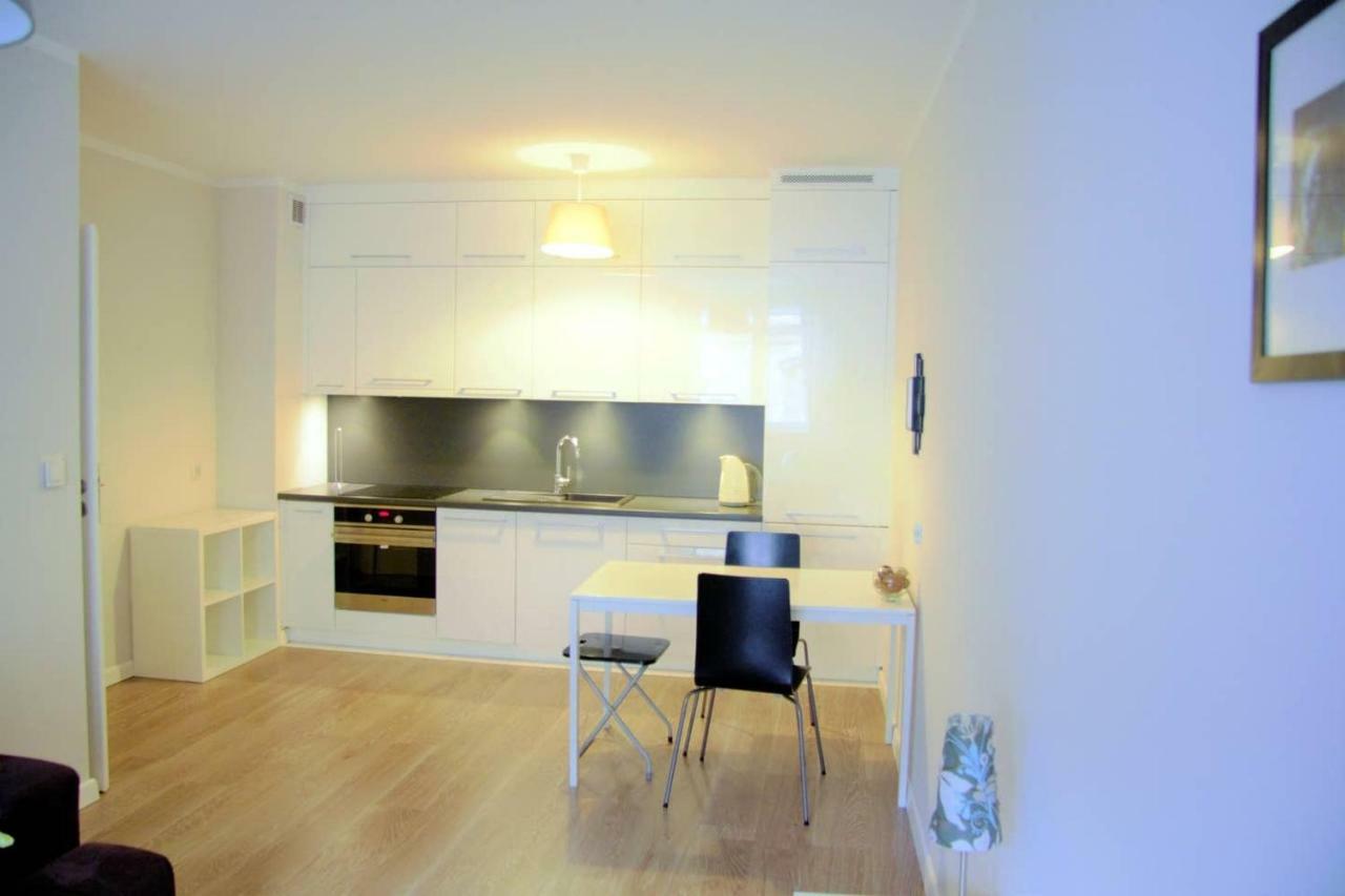 Klimatyczny Apartament Z Balkonem W Samym Centrum Wroclawia - W6 Bagian luar foto